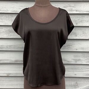 NWT Boston Proper Scoop Neck Luxe Tee Black  Size 2